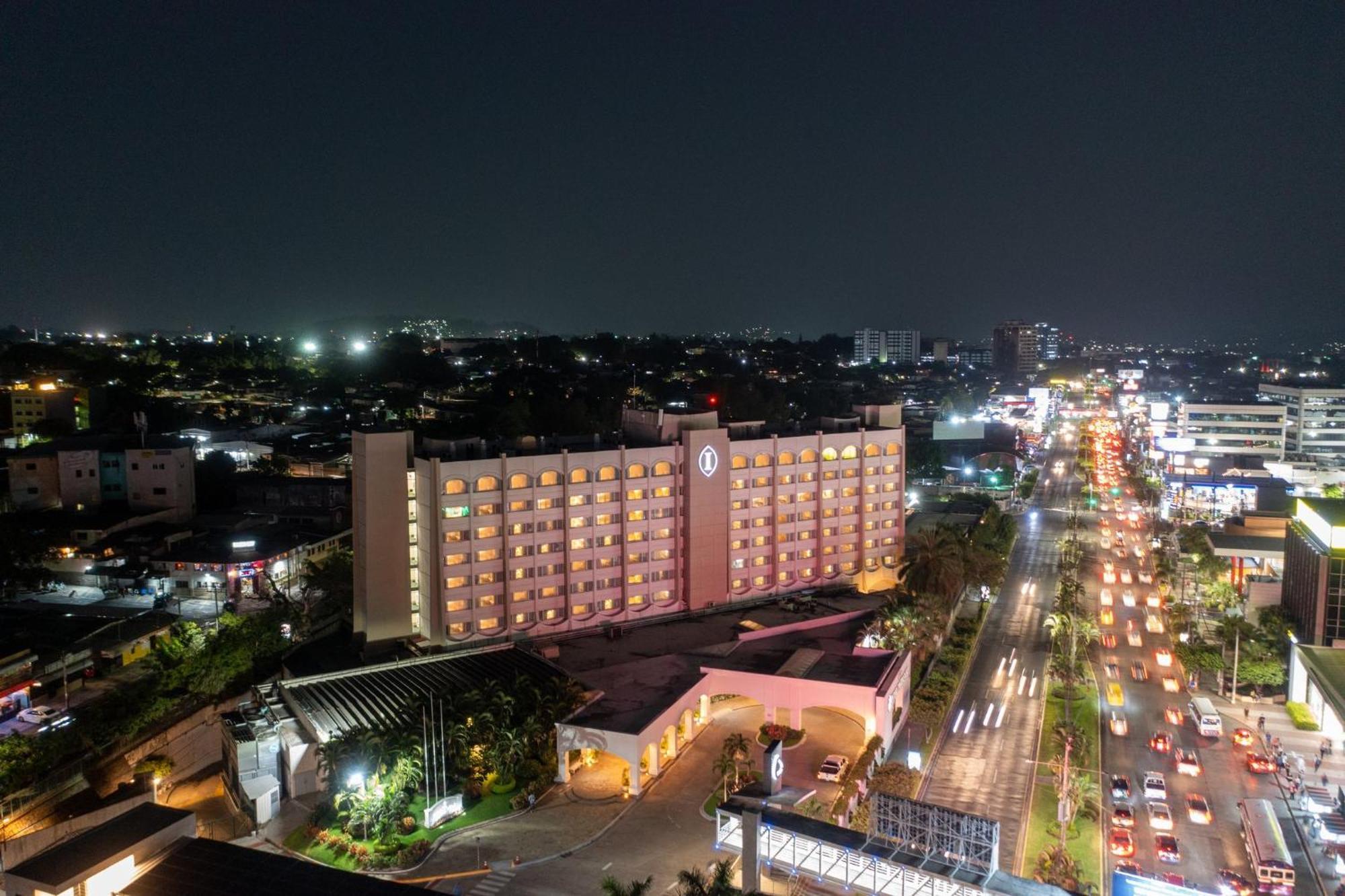 Real Intercontinental San Salvador By Ihg Hotel Kültér fotó
