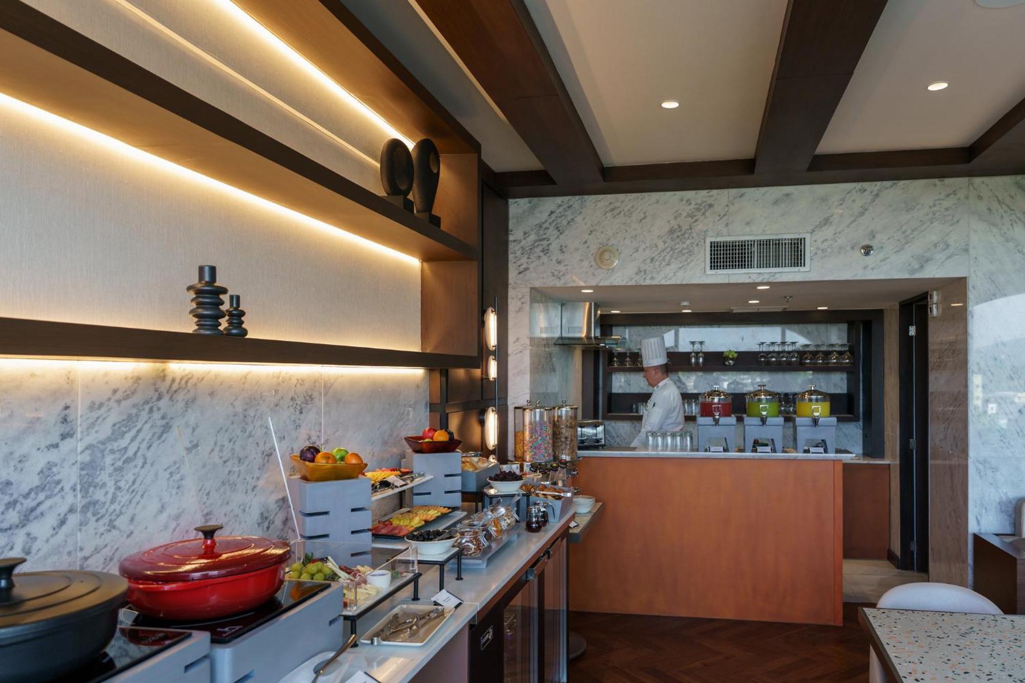 Real Intercontinental San Salvador By Ihg Hotel Kültér fotó