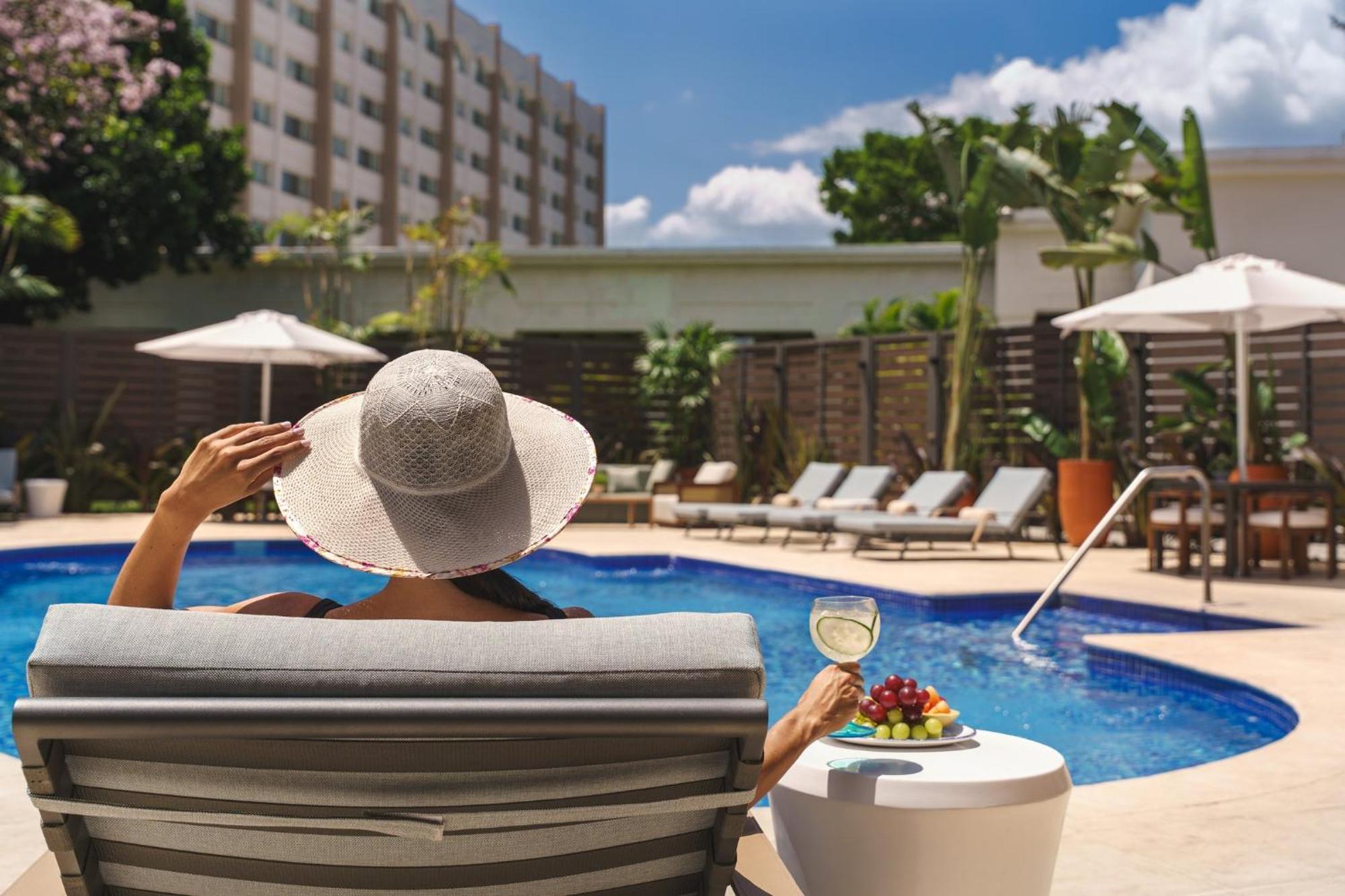 Real Intercontinental San Salvador By Ihg Hotel Kültér fotó